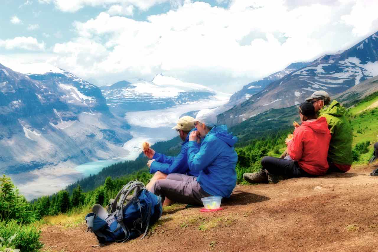 CANADA: Hiking Tour of the Canadian Rockies | TheWanderingHousewife.com