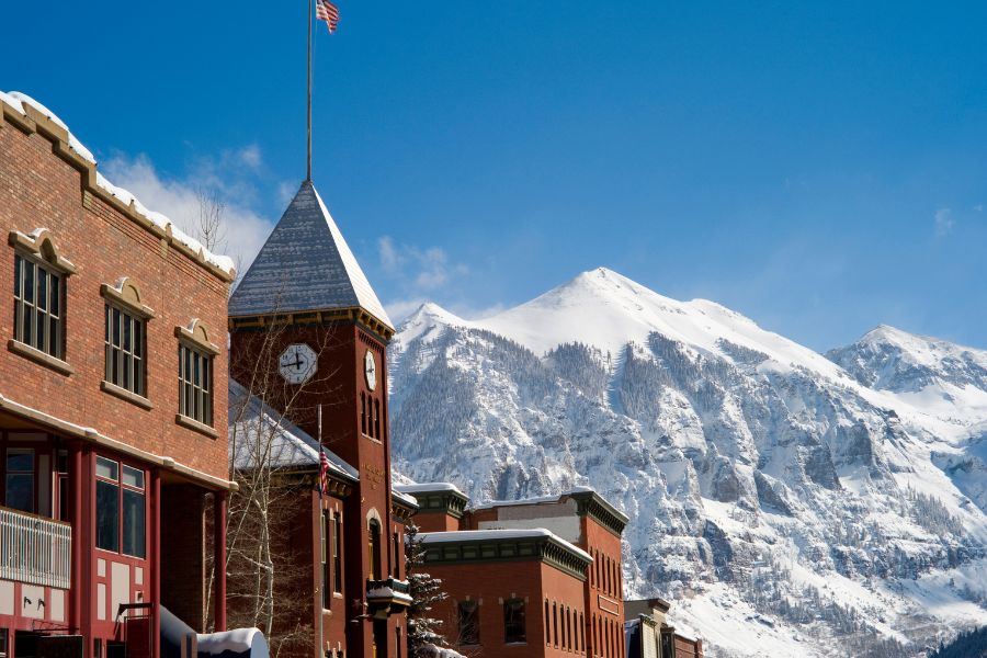 Top 15 Places to Visit in Colorado for Nature and Adventure Lovers | THEWANDERINGHOUSEWIFE.COM